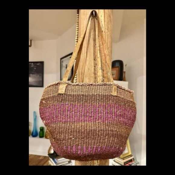 Vintage Sisal Market Tote Purple Brown EUC - Picture 1 of 3